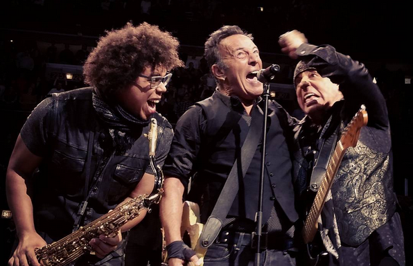 Review / Setlist / Video | Bruce Springsteen & The E-Street Band @ United Center 1/19/16